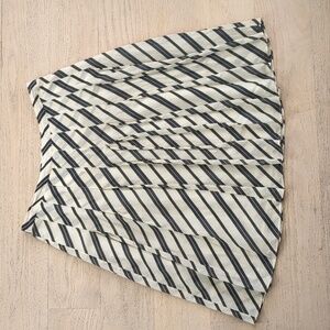 Banana Republic Silk Blend A Line Skirt size 4